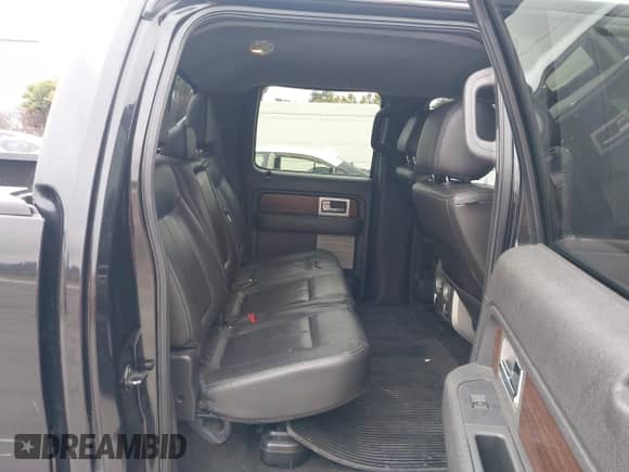 2014 Ford F-150 FX2 с VIN 1FTFW1CF4EKE84409, выставлен на аукционе IAAI как лот 43464961 с пробегом 182 541 миль миль и . История ставок и продаж доступна на DreamBid. Изображение 8.