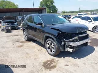 2018 Jeep Compass Limited z VIN 3C4NJDCB3JT332705, wystawiony jako IAAI lot #42972229 z przebiegiem 141 339 mil mil oraz . Historia ofert i sprzedaży dostępna na DreamBid. Obrazek 1.
