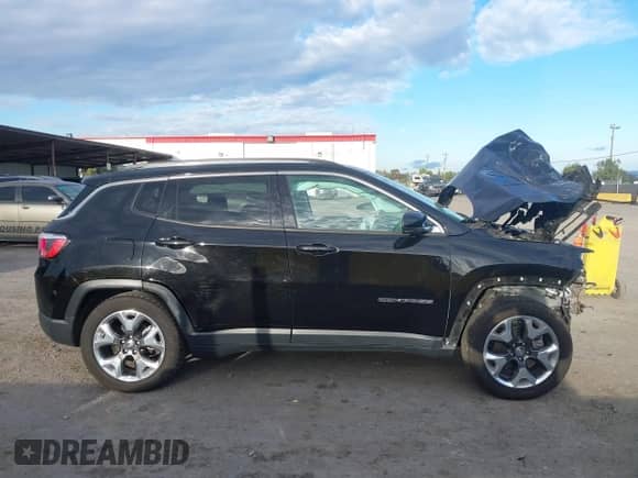 2019 Jeep Compass Limited z VIN 3C4NJCCB2KT667207, wystawiony jako IAAI lot #43436087 z przebiegiem 69 899 mil mil oraz . Historia ofert i sprzedaży dostępna na DreamBid. Obrazek 13.