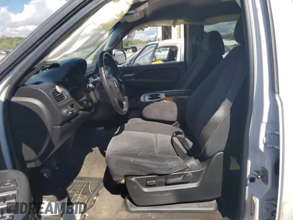 2007 Chevrolet Tahoe LS with VIN 1GNFC13007J123571, listed as a Copart auction lot 81568695 with 190,087 mi miles and Salvage title. Bid and sale history available at DreamBid. Image 7.