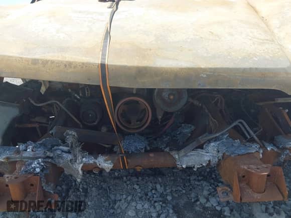 2005 Chevrolet Silverado 1500 Work Truck с VIN 1GCEC14V95Z240191, выставлен на аукционе IAAI как лот 42719805 с пробегом Не указан миль и . История ставок и продаж доступна на DreamBid. Изображение 10.