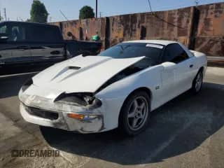 1996 Chevrolet Camaro Z28 z VIN 2G1FP22P2T2144818, wystawiony jako Copart lot #80997845 z przebiegiem 116 021 mil mil oraz Szkoda całkowita • Salvage title. Historia ofert i sprzedaży dostępna na DreamBid. Obrazek 1.
