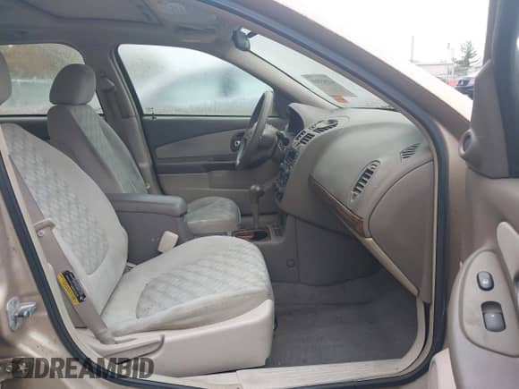 2004 Chevrolet Malibu LS с VIN 1G1ZT54864F181550, выставлен на аукционе IAAI как лот 43545589 с пробегом 254 570 миль миль и . История ставок и продаж доступна на DreamBid. Изображение 5.