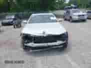 2023 BMW 5 Series 540i z VIN WBA53BJ0XPWY06598, wystawiony jako IAAI lot #42687908 z przebiegiem 36 997 mil mil oraz . Historia ofert i sprzedaży dostępna na DreamBid. Obrazek 13.