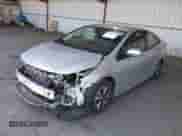 2018 Toyota Prius Plus z VIN JTDKARFP9J3078890, wystawiony jako IAAI lot #42617146 z przebiegiem 59 270 mil mil oraz . Historia ofert i sprzedaży dostępna na DreamBid. Obrazek 18.