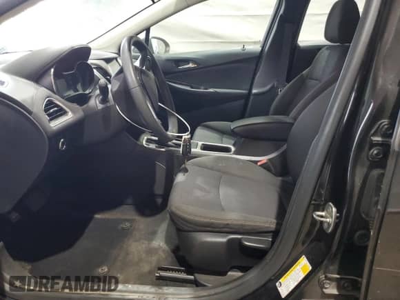 2018 Chevrolet Cruze LS с VIN 1G1BC5SM1J7194102, выставлен на аукционе Copart как лот 67433575 с пробегом 157 567 миль миль и Списание • Salvage title. История ставок и продаж доступна на DreamBid. Изображение 7.