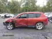 2012 Jeep Compass Sport z VIN 1C4NJDBB9CD675271, wystawiony jako IAAI lot #43279710 z przebiegiem 147 817 mil mil oraz . Historia ofert i sprzedaży dostępna na DreamBid. Obrazek 14.