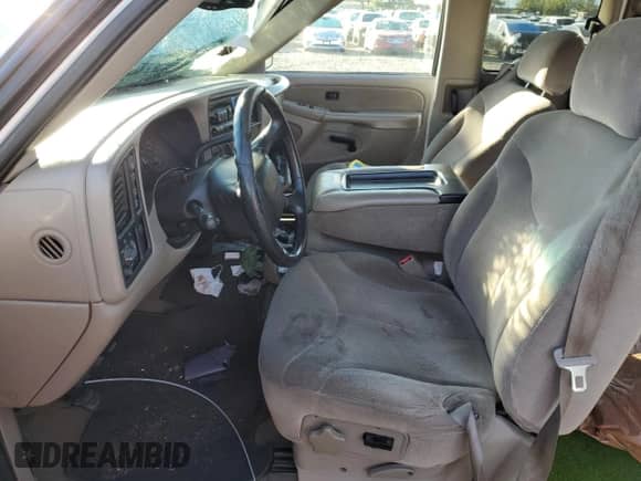 2001 GMC Sierra 1500 SLE z VIN 1GTEK19T01E336805, wystawiony jako Copart lot #82631185 z przebiegiem 223 096 mil mil oraz Szkoda całkowita • Salvage title. Historia ofert i sprzedaży dostępna na DreamBid. Obrazek 7.