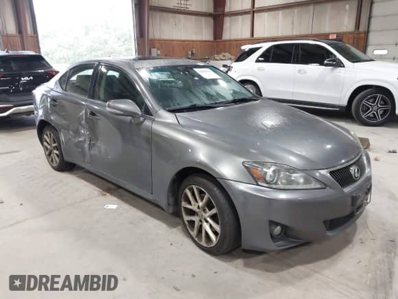 2012 Lexus IS 250 z VIN JTHCF5C2XC5058886, wystawiony jako IAAI lot #42902665 z przebiegiem 173 962 mil mil oraz . Historia ofert i sprzedaży dostępna na DreamBid. Obrazek 1.