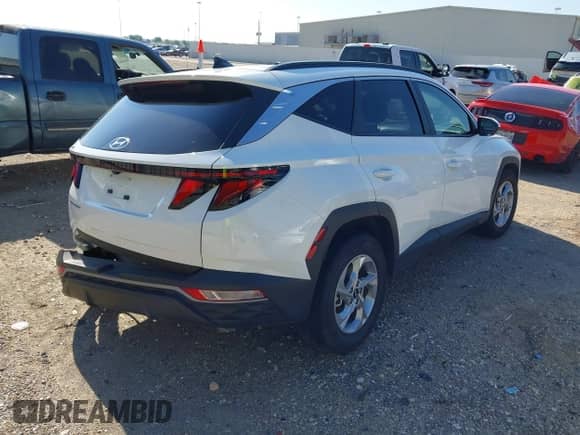 2024 Hyundai Tucson SEL z VIN 5NMJB3DE9RH314006, wystawiony jako IAAI lot #43120040 z przebiegiem 32 024 mil mil oraz . Historia ofert i sprzedaży dostępna na DreamBid. Obrazek 4.