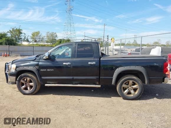 2007 Dodge 1500 SLT with VIN 1D7HU18237S115313, listed as a IAAI auction lot 43357525 with 216,860 mi miles and . Bid and sale history available at DreamBid. Image 14.
