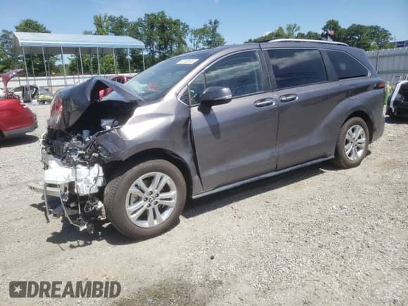 2023 Toyota Sienna Platinum с VIN 5TDESKFC6PS099606, выставлен на аукционе Copart как лот 61109595 с пробегом 39 113 миль миль и Списание • Salvage title. История ставок и продаж доступна на DreamBid. Изображение 1.