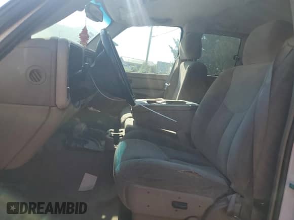 2004 Chevrolet Silverado 3500 with VIN 1GCJK39114E142054, listed as a Copart auction lot 71879645 with Not provided miles and Clean title. Bid and sale history available at DreamBid. Image 7.
