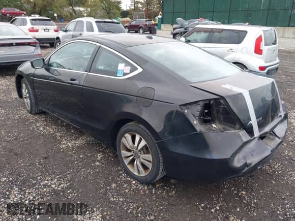 2009 Honda Accord EX-L with VIN 1HGCS12829A014054, listed as a IAAI auction lot 43453092 with 200,641 mi miles and . Bid and sale history available at DreamBid. Image 3.