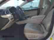 2023 Toyota Camry LE z VIN 4T1C11AK8PU827730, wystawiony jako Copart lot #70106645 z przebiegiem Nie podano mil oraz Czysty tytuł • Clean title. Historia ofert i sprzedaży dostępna na DreamBid. Obrazek 7.