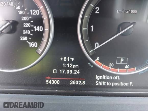 2011 BMW 5 Series 550i с VIN WBAFR9C53BC270107, выставлен на аукционе IAAI как лот 40350375 с пробегом 54 300 миль миль и . История ставок и продаж доступна на DreamBid. Изображение 7.