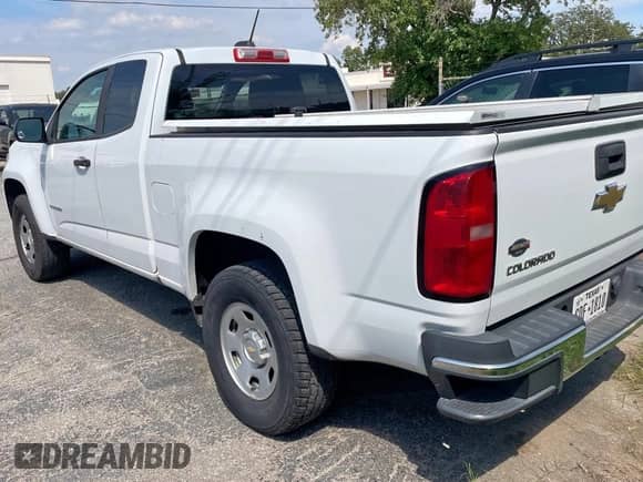 2018 Chevrolet Colorado 2WD Work Truck с VIN 1GCHSBEA2J1194410, выставлен на аукционе Copart как лот 80946655 с пробегом 150 887 миль миль и Чистый • Clean title. История ставок и продаж доступна на DreamBid. Изображение 3.