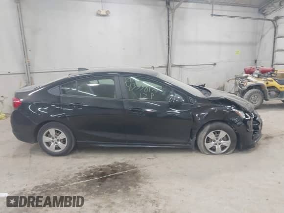 2017 Chevrolet Cruze LS with VIN 1G1BC5SM8H7169451, listed as a IAAI auction lot 43358137 with 107,333 mi miles and . Bid and sale history available at DreamBid. Image 13.