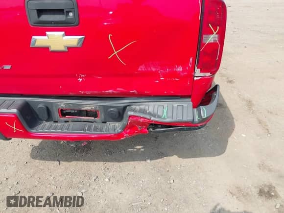 2019 Chevrolet Colorado 4WD Work Truck с VIN 1GCGTBEN4K1181526, выставлен на аукционе IAAI как лот 42498923 с пробегом 63 069 миль миль и . История ставок и продаж доступна на DreamBid. Изображение 18.