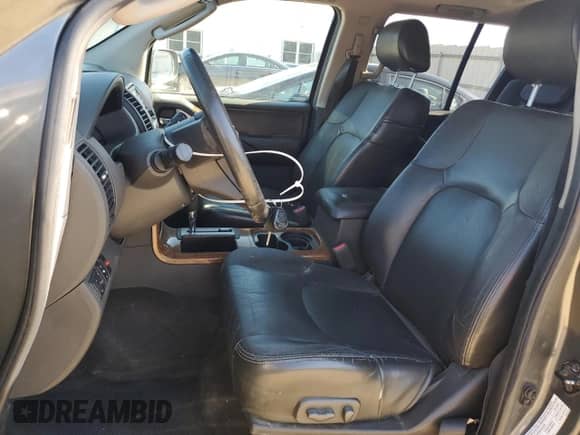 2005 Nissan Pathfinder SE with VIN 5N1AR18W85C715005, listed as a Copart auction lot 70983045 with 240,085 mi miles and Salvage title. Bid and sale history available at DreamBid. Image 7.
