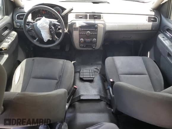 2014 Chevrolet Tahoe Commercial с VIN 1GNLC2E09ER192814, выставлен на аукционе Copart как лот 63980445 с пробегом 261 632 миль миль и Списание • Salvage title. История ставок и продаж доступна на DreamBid. Изображение 8.