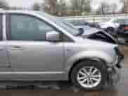 2019 Dodge Grand Caravan SXT z VIN 2C4RDGCG2KR802829, wystawiony jako IAAI lot #41348556 z przebiegiem 144 289 mil mil oraz . Historia ofert i sprzedaży dostępna na DreamBid. Obrazek 22.
