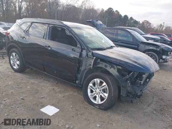 2020 Chevrolet Blazer LT с VIN 3GNKBCR42LS691109, выставлен на аукционе IAAI как лот 41045248 с пробегом 62 092 миль миль и . История ставок и продаж доступна на DreamBid. Изображение 1.