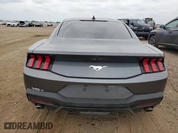 2025 Ford Mustang EcoBoost with VIN 1FA6P8TH2S5108119, listed as a Copart auction lot 64620305 with 195 mi miles and Salvage title. Bid and sale history available at DreamBid. Image 6.