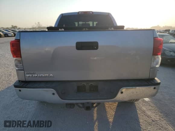 2012 Toyota Tundra Limited z VIN 5TFSY5F18CX132627, wystawiony jako Copart lot #75347174 z przebiegiem 160 032 mil mil oraz Szkoda całkowita • Salvage title. Historia ofert i sprzedaży dostępna na DreamBid. Obrazek 6.