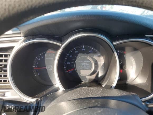 2015 Kia Optima LX с VIN 5XXGM4A75FG350186, выставлен на аукционе Copart как лот 70055895 с пробегом 137 745 миль миль и Списание • Salvage title. История ставок и продаж доступна на DreamBid. Изображение 9.