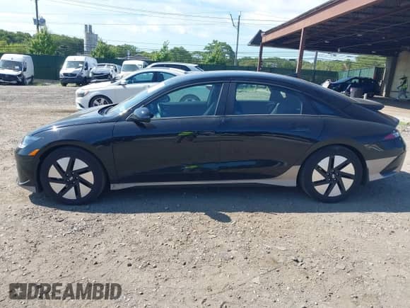 2023 Hyundai Ioniq 6 SE z VIN KMHM24AC7PA045528, wystawiony jako IAAI lot #42791381 z przebiegiem 30 065 mil mil oraz . Historia ofert i sprzedaży dostępna na DreamBid. Obrazek 15.