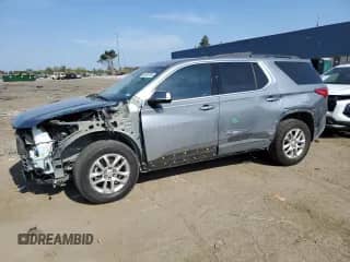 2020 Chevrolet Traverse LT Cloth z VIN 1GNERGKW7LJ111012, wystawiony jako Copart lot #80858105 z przebiegiem 76 270 mil mil oraz Szkoda całkowita • Salvage title. Historia ofert i sprzedaży dostępna na DreamBid. Obrazek 1.