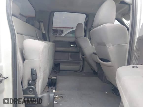 2006 Ford F-150 XLT с VIN 1FTRW02W76KC68404, выставлен на аукционе IAAI как лот 43469378 с пробегом 163 308 миль миль и . История ставок и продаж доступна на DreamBid. Изображение 8.