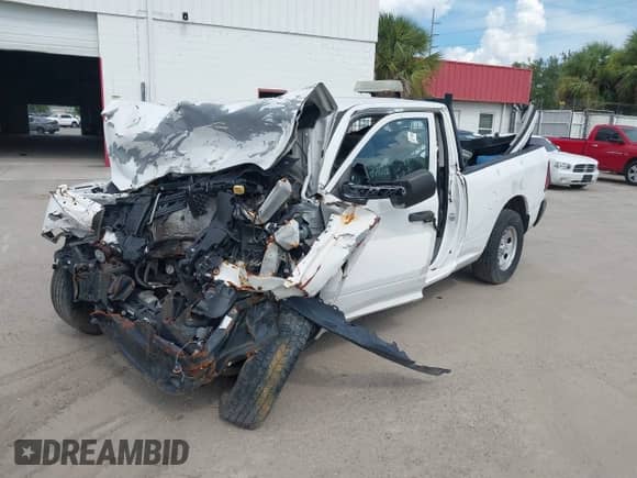 2022 Ram 1500 Tradesman z VIN 1C6RR6FG7NS152364, wystawiony jako IAAI lot #38275780 z przebiegiem Nie podano mil oraz . Historia ofert i sprzedaży dostępna na DreamBid. Obrazek 2.