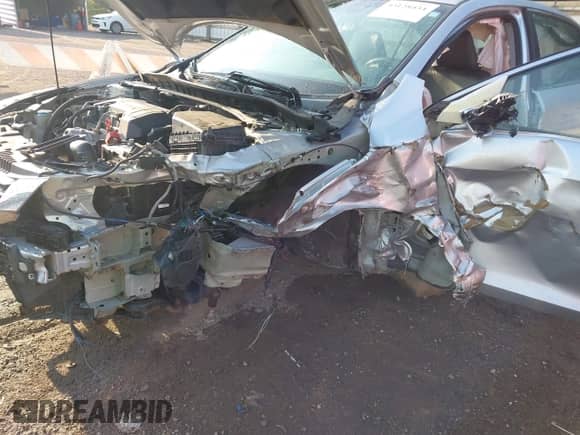 2013 Honda Accord EX-L z VIN 1HGCR2F88DA029307, wystawiony jako IAAI lot #43128434 z przebiegiem 97 398 mil mil oraz . Historia ofert i sprzedaży dostępna na DreamBid. Obrazek 6.