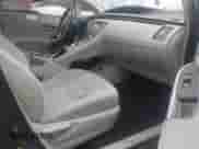 2015 Toyota Prius Four z VIN JTDKN3DU9F1910029, wystawiony jako IAAI lot #42997054 z przebiegiem 239 490 mil mil oraz . Historia ofert i sprzedaży dostępna na DreamBid. Obrazek 5.