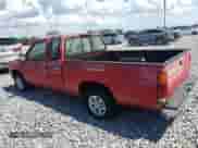 1997 Nissan Frontier XE z VIN 1N6SD16S5VC417273, wystawiony jako Copart lot #66600335 z przebiegiem 45 007 mil mil oraz Czysty tytuł • Clean title. Historia ofert i sprzedaży dostępna na DreamBid. Obrazek 2.
