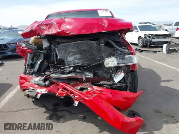 2001 Chevrolet Silverado 1500 с VIN 1GCEC14V81Z241665, выставлен на аукционе IAAI как лот 42247823 с пробегом 196 744 миль миль и . История ставок и продаж доступна на DreamBid. Изображение 13.