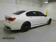 2019 BMW 7 Series 740i z VIN WBA7E2C56KB216698, wystawiony jako Copart lot #68184885 z przebiegiem 72 522 mil mil oraz Czysty tytuł • Clean title. Historia ofert i sprzedaży dostępna na DreamBid. Obrazek 3.
