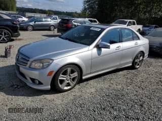 2010 Mercedes-Benz C 300 Sport с VIN WDDGF8BB5AR121832, выставлен на аукционе Copart как лот 80696145 с пробегом 146 818 миль миль и Списание • Salvage title. История ставок и продаж доступна на DreamBid. Изображение 1.