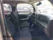 2011 Nissan Cube S с VIN JN8AZ2KR0BT213764, выставлен на аукционе IAAI как лот 42471649 с пробегом 180 669 миль миль и . История ставок и продаж доступна на DreamBid. Изображение 5.