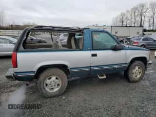 1993 Chevrolet Blazer с VIN 1GNEK18K5PJ329297, выставлен на аукционе Copart как лот 86625624 с пробегом 91 504 миль миль и Списание • Salvage title. История ставок и продаж доступна на DreamBid. Изображение 3.