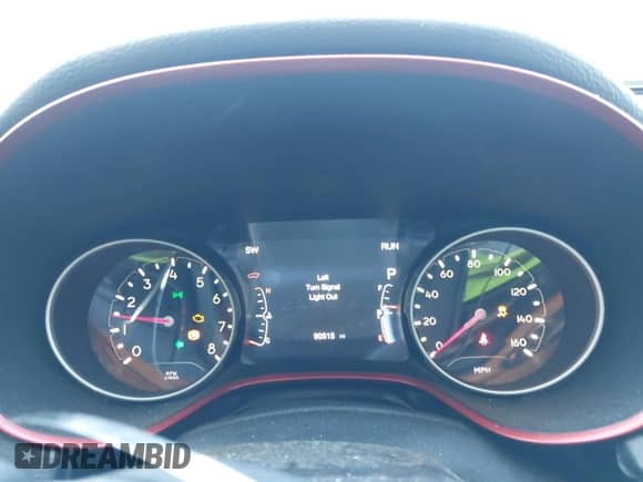 2018 Jeep Compass Trailhawk z VIN 3C4NJDDB8JT343455, wystawiony jako IAAI lot #42545545 z przebiegiem 90 515 mil mil oraz . Historia ofert i sprzedaży dostępna na DreamBid. Obrazek 7.