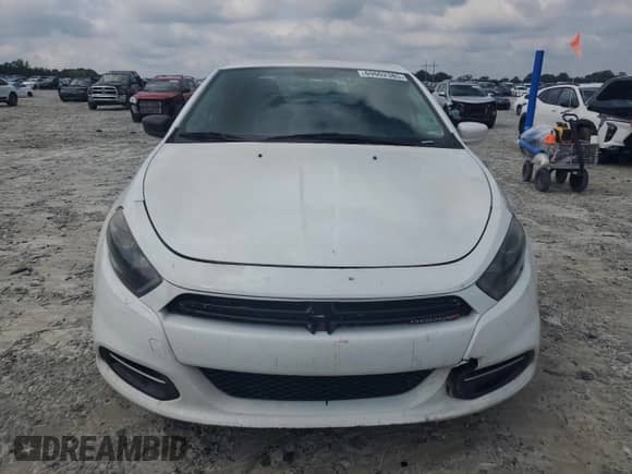 2014 Dodge Dart SXT with VIN 1C3CDFBB3ED724031, listed as a Copart auction lot 69602385 with 260,439 mi miles and Clean title. Bid and sale history available at DreamBid. Image 5.