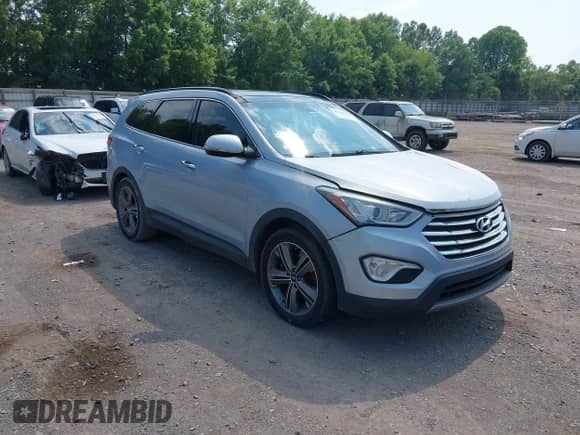 2013 Hyundai Santa Fe Limited with VIN KM8SR4HF9DU033359, listed as a IAAI auction lot 42428321 with 166,246 mi miles and . Bid and sale history available at DreamBid. Image 1.