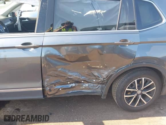 2021 Volkswagen Tiguan SE с VIN 3VV2B7AX1MM090464, выставлен на аукционе IAAI как лот 42697390 с пробегом 59 605 миль миль и . История ставок и продаж доступна на DreamBid. Изображение 6.