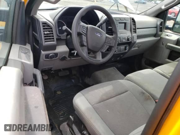 2020 Ford F-250 XL with VIN 1FTBF2A68LEC33248, listed as a Copart auction lot 57964905 with 37,398 mi miles and Salvage title. Bid and sale history available at DreamBid. Image 8.