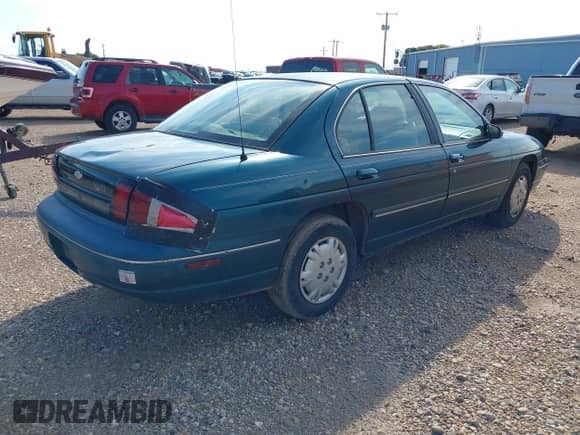 1999 Chevrolet Lumina LS с VIN 2G1WL52M6X9165221, выставлен на аукционе IAAI как лот 42900176 с пробегом 149 793 миль миль и . История ставок и продаж доступна на DreamBid. Изображение 4.