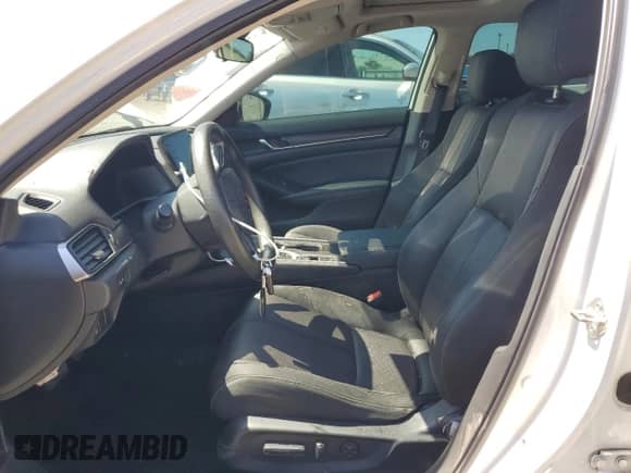 2019 Honda Accord EX с VIN 1HGCV3F40KA004509, выставлен на аукционе Copart как лот 66763765 с пробегом 105 275 миль миль и Списание • Salvage title. История ставок и продаж доступна на DreamBid. Изображение 7.