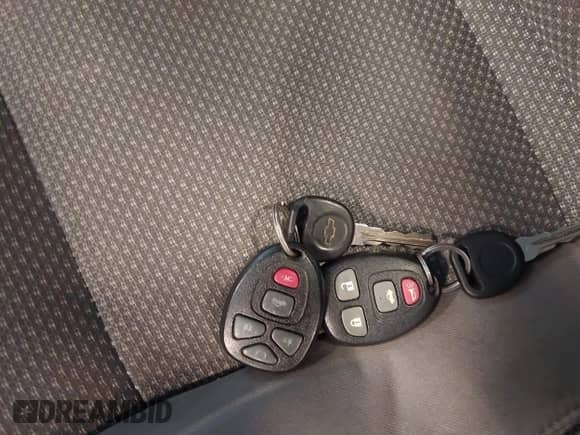 2012 Chevrolet Malibu 1LS z VIN 1G1ZB5E03CF258661, wystawiony jako IAAI lot #43540439 z przebiegiem 174 075 mil mil oraz . Historia ofert i sprzedaży dostępna na DreamBid. Obrazek 11.